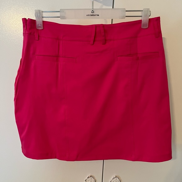 SORRY! SOLD!   NWT AUR Active Golf Skorts in Fushsia. Size 10 or 12. - Picture 5 of 8